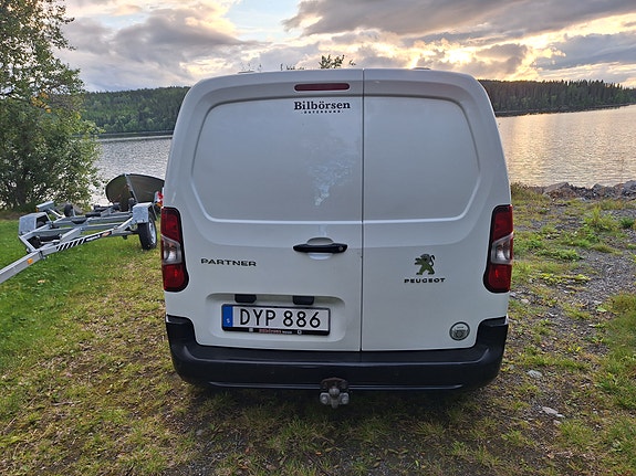 Peugeot Partner 3 of 5