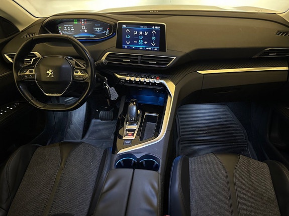 Peugeot 3008 7 of 18