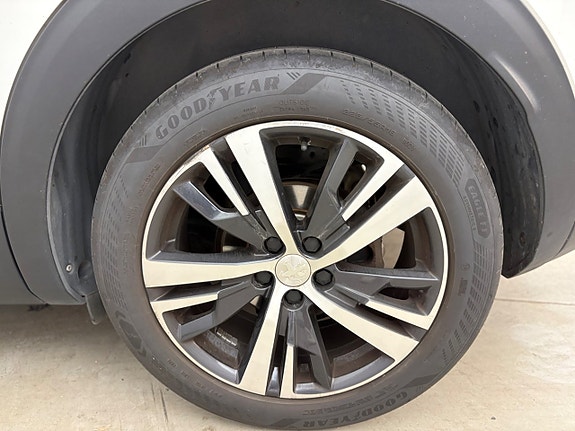 Peugeot 3008 15 of 18
