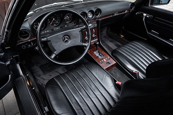 Mercedes-Benz 300 SL 25 of 30