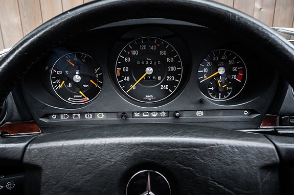 Mercedes-Benz 300 SL 27 of 30