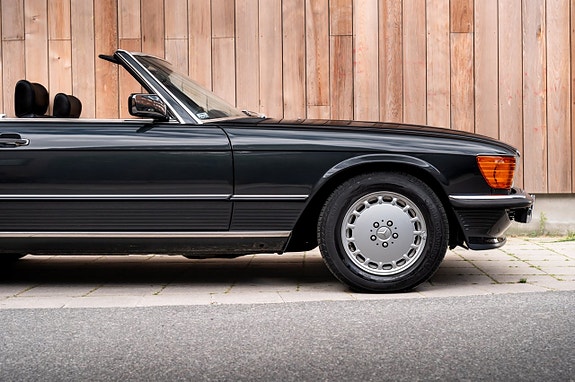 Mercedes-Benz 300 SL 20 of 30
