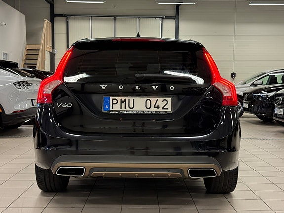 Volvo V60 9 of 20