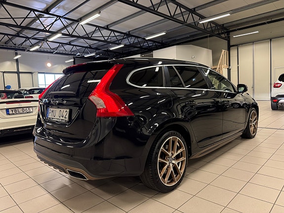 Volvo V60 10 of 20