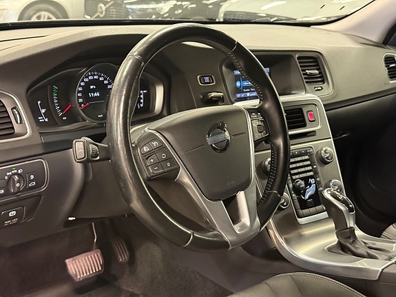 Volvo V60 11 of 20