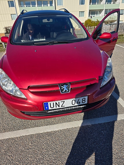 Peugeot 307 SW 7 of 7