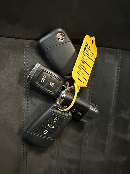 Skoda Superb 13 of 18