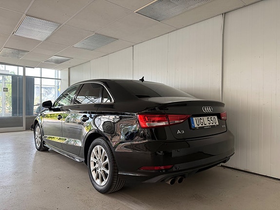 Audi A3 3 of 9