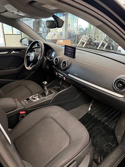 Audi A3 5 of 9