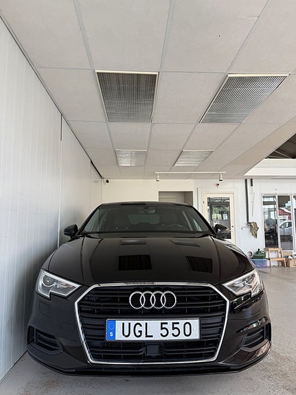 Audi A3 8 of 9