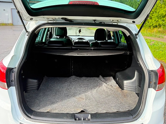 Hyundai ix35 8 of 18