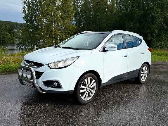 Hyundai ix35 2 of 18