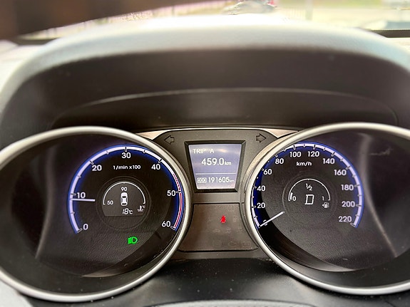 Hyundai ix35 13 of 18