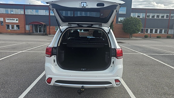 Mitsubishi Outlander 5 of 17