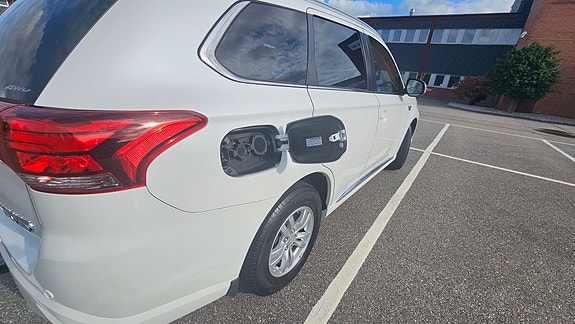 Mitsubishi Outlander 15 of 17