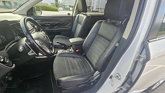 Mitsubishi Outlander 11 of 17