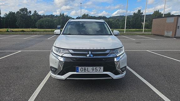 Mitsubishi Outlander 9 of 17