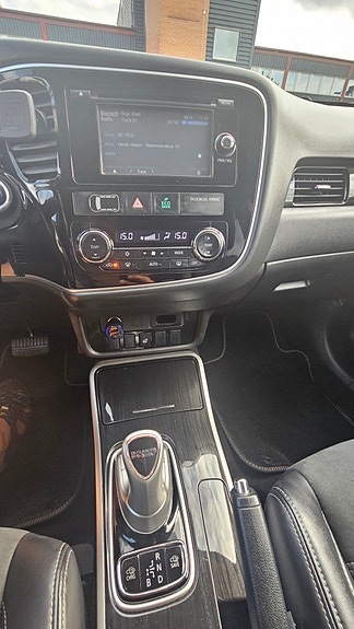 Mitsubishi Outlander 17 of 17
