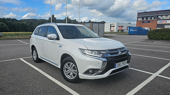 Mitsubishi Outlander 8 of 17