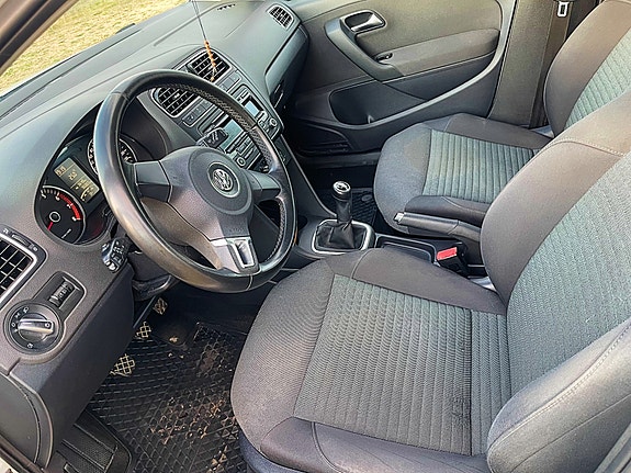 Volkswagen Polo 5 of 8
