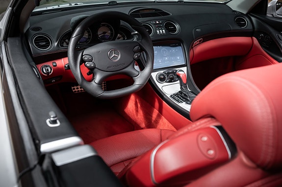 Mercedes-Benz SL55 23 of 30