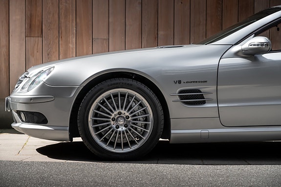 Mercedes-Benz SL55 6 of 30