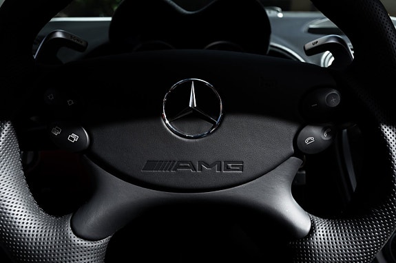 Mercedes-Benz SL55 27 of 30