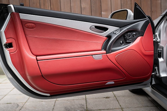 Mercedes-Benz SL55 21 of 30