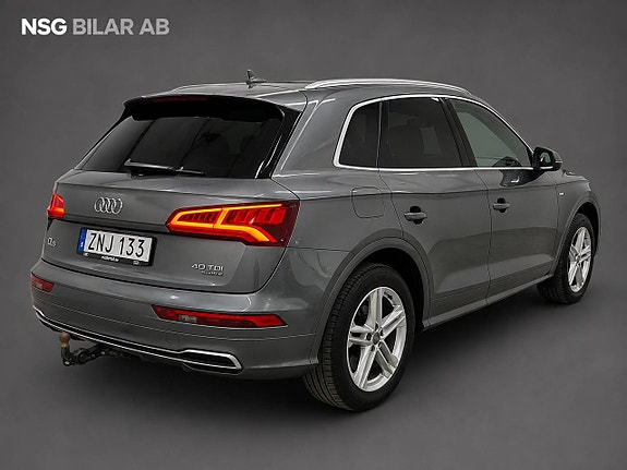 Audi Q5 4 of 23