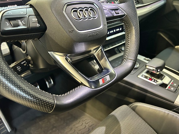 Audi Q5 10 of 23