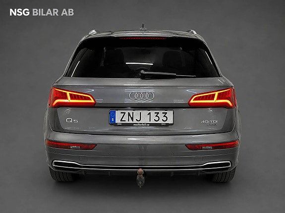 Audi Q5 3 of 23