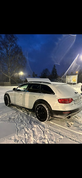 Audi A4 allroad 2 of 7