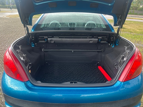 Peugeot 207 CC 3 of 7
