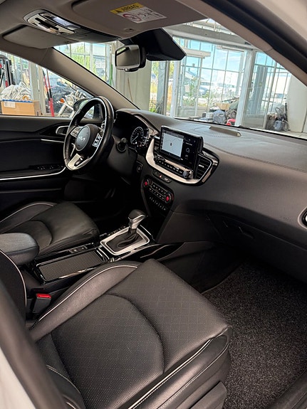 Kia XCeed 5 of 15
