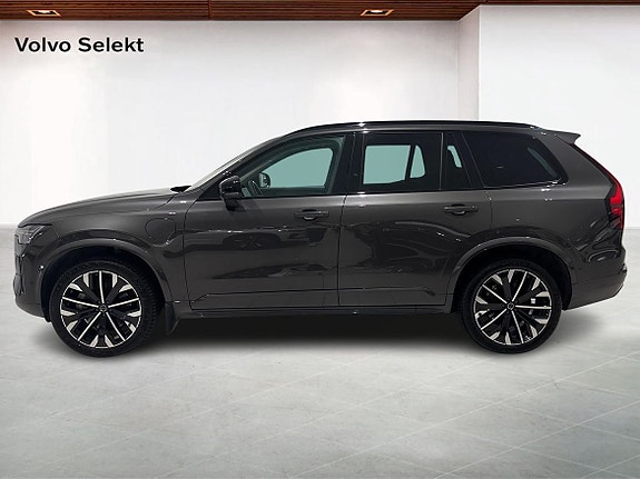 Volvo XC90 3 of 14