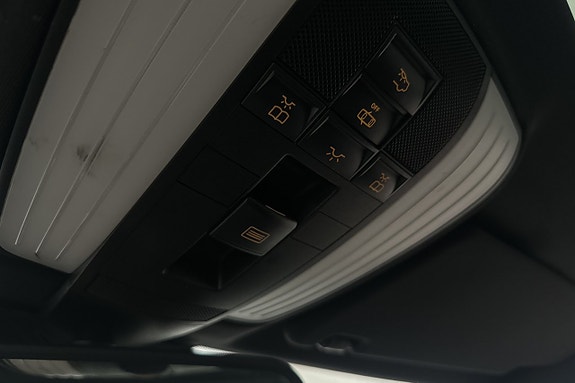 Mercedes-Benz E250 27 of 30