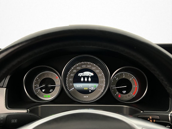 Mercedes-Benz E250 17 of 30