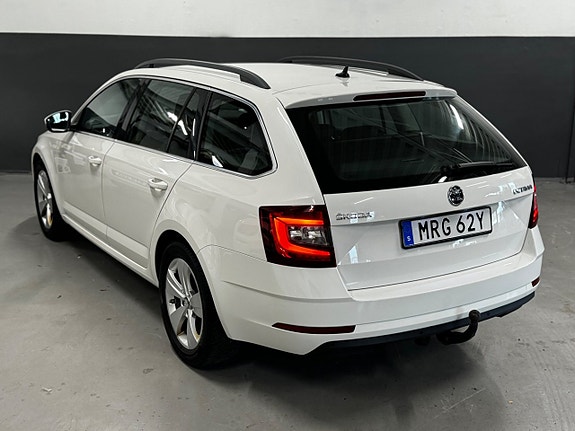 Skoda Octavia 14 of 30