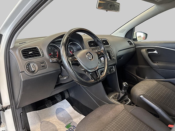 Volkswagen Polo 8 of 19