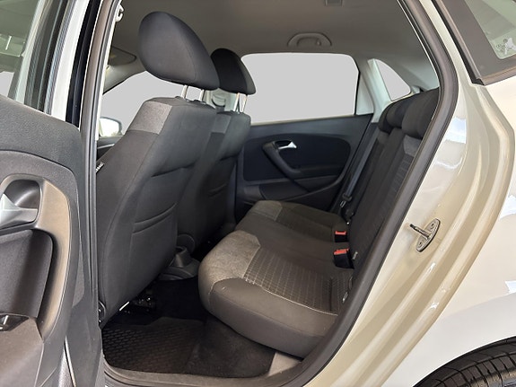 Volkswagen Polo 9 of 19