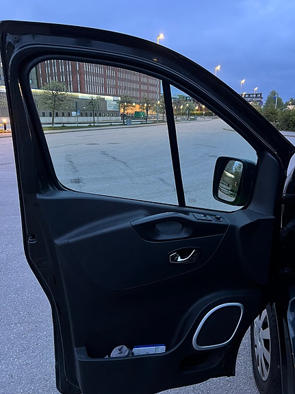 Opel Vivaro 21 of 30