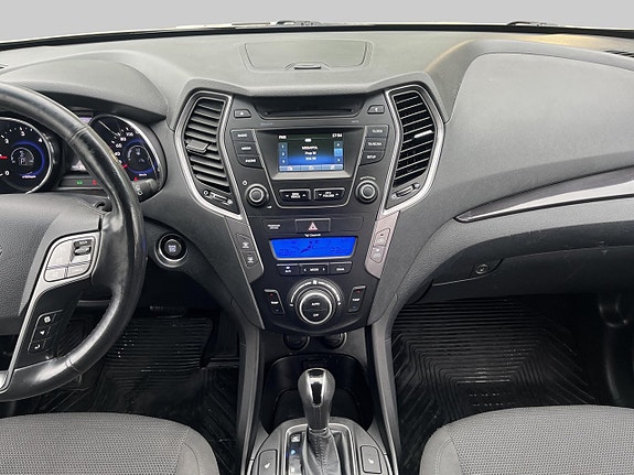 Hyundai Santa Fe 9 of 10