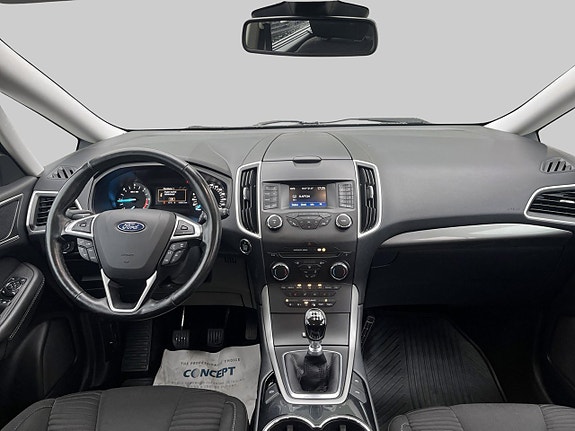 Ford S-MAX 6 of 9