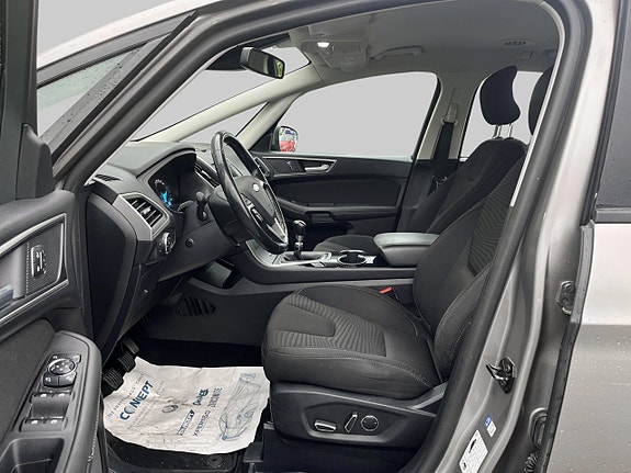 Ford S-MAX 4 of 9