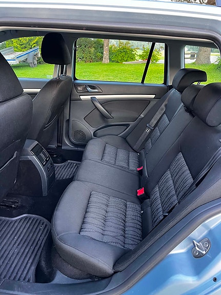 Skoda Octavia 3 of 9