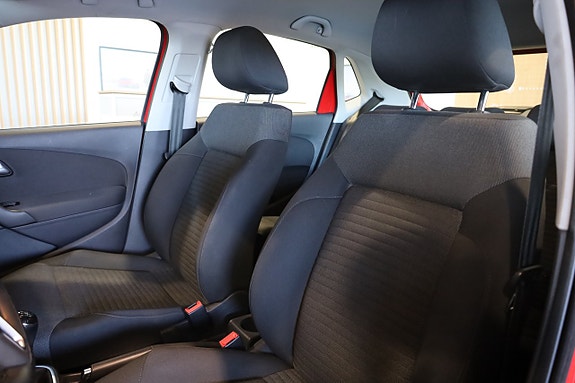 Volkswagen Polo 14 of 24