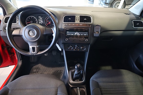 Volkswagen Polo 16 of 24