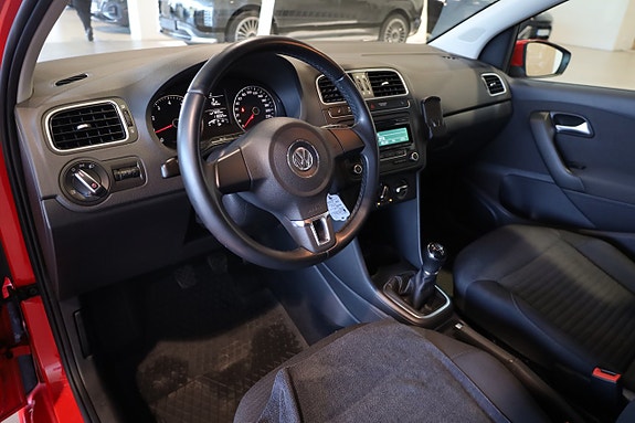 Volkswagen Polo 12 of 24