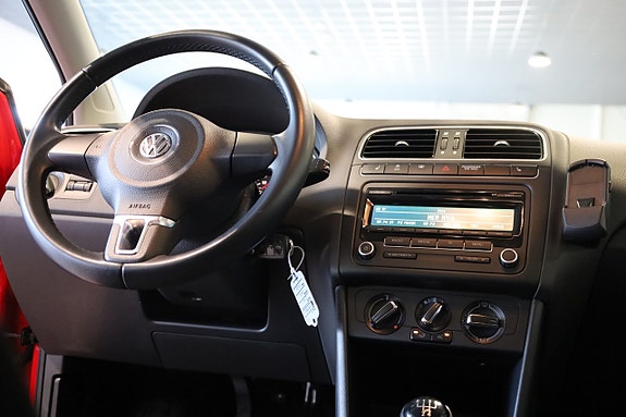 Volkswagen Polo 18 of 24