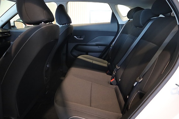 Hyundai Kona 15 of 30